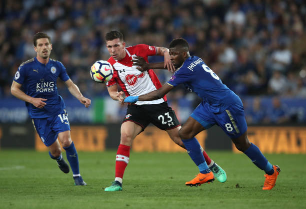 殿座通过与 殿座通过与