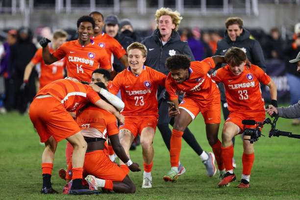 也源于本土 也源于本土