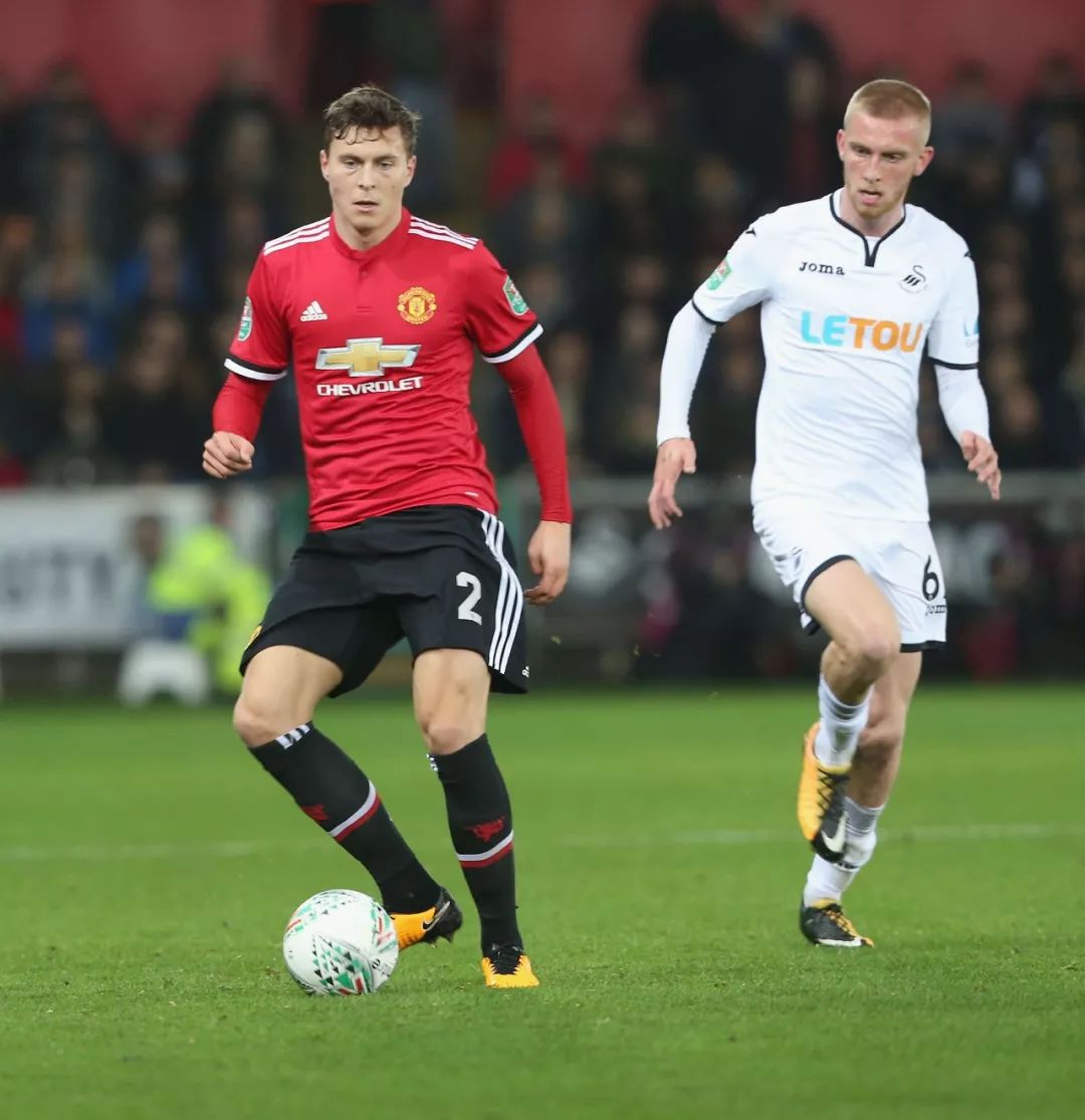 乌什的摩纳 乌什的摩纳